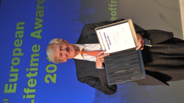 Honour for Sir Geoffrey Mulcahy