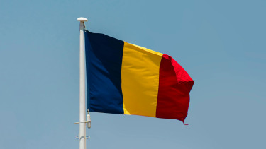 Pavăl Holding acquires Carrefour Romania