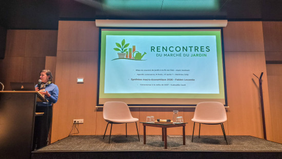 The ‘Rencontres du marché du jardin’ conference was jointly organised by the garden centre and DIY store associations JAF and FMB (Fédération des Jardineries et Animaleries de France and Fédération des Magasins de Bricolage et de l'Aménagement de la Maison). Pictured is FMB Managing Director Caroline Hupin. The ‘Rencontres du marché du jardin’ conference was jointly organised by the garden centre and DIY store associations JAF and FMB (Fédération des Jardineries et Animaleries de France and Fédération des Magasins de Bricolage et de l'Aménagement de la Maison). Pictured is FMB Managing Director Caroline Hupin.