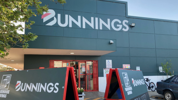 In the first half of fiscal 2023/2024, Bunnings generated sales of AUD 9.963 bn.