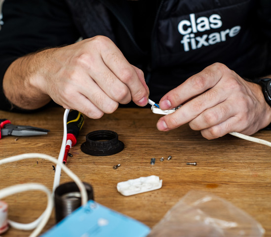 There is a fixed price for the most common services requested.