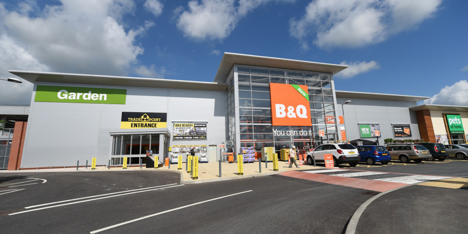 B & Q
