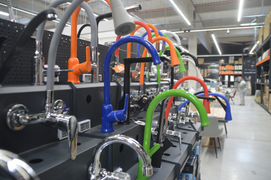 Colored faucets were well-received by customers. 