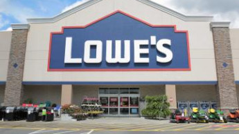 Lowe’s increases comparable sales by 26 per cent