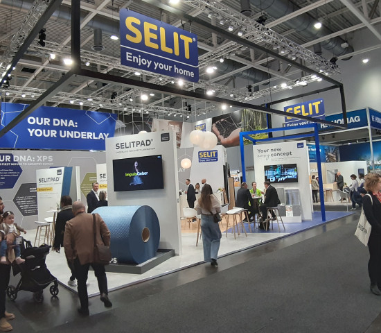 Selit reports a very good response. Among other things, the company showcased underlays, its new roller shutter box insulation, and an expanded range of acoustic panels.