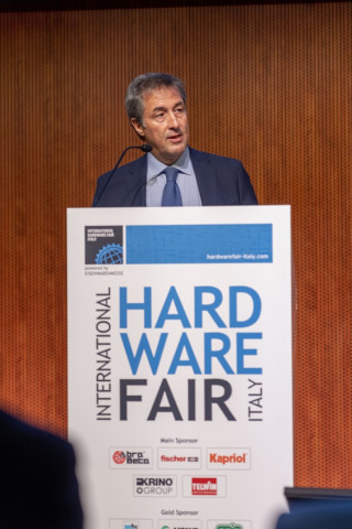 Thomas Rosolia, head of Koelnmesse Italia, is the driving force behind the Italian offshoot of the hardware trade fair. Thomas Rosolia, head of Koelnmesse Italia, is the driving force behind the Italian offshoot of the hardware trade fair.