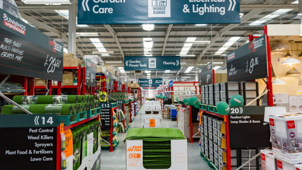 Bunnings has converted a third Homebase store with a retail space of around 6 000 m² to the Bunnings concept.