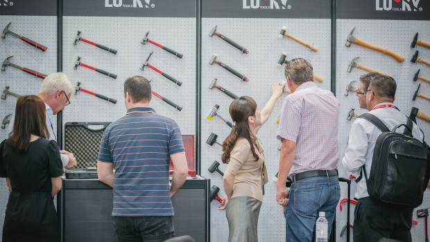 Buyers from all over the world order at the three-day show in Taichung. Buyers from all over the world order at the three-day show in Taichung.